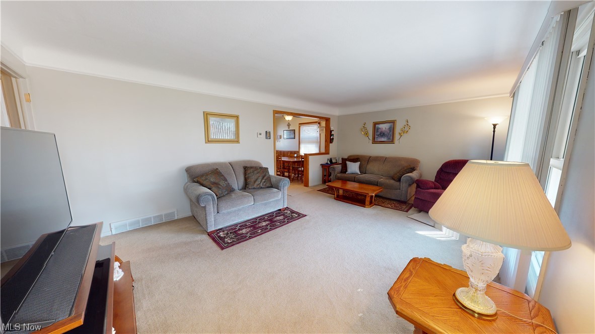 797 Pendley Road Willowick, OH 44095 - Photo 2 of 24
