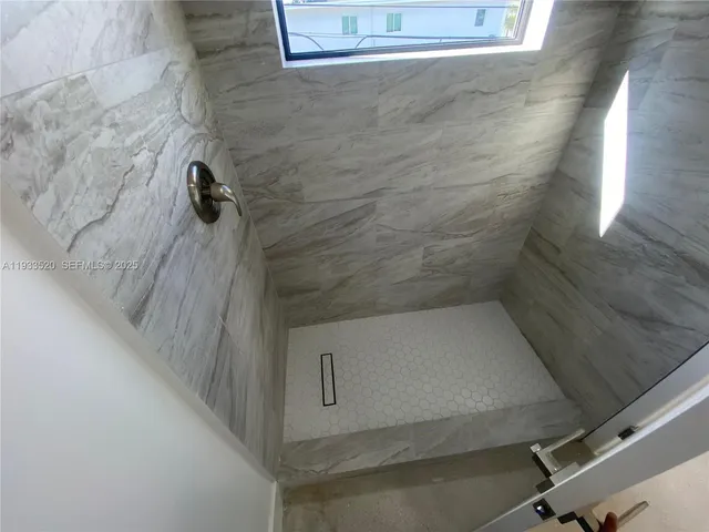 $2,700 | 6233 Northwest 20th Avenue, Unit B, Miami, FL 33147