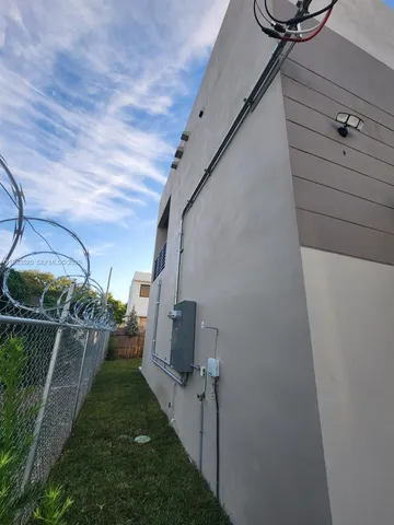 $2,700 | 6233 Northwest 20th Avenue, Unit B, Miami, FL 33147