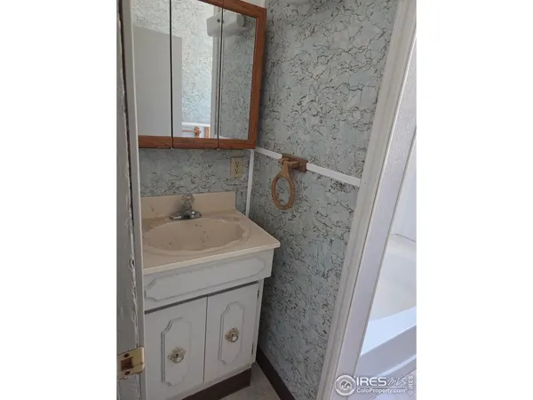 $239,900 | 407 Carson Street, Brush, CO 80723