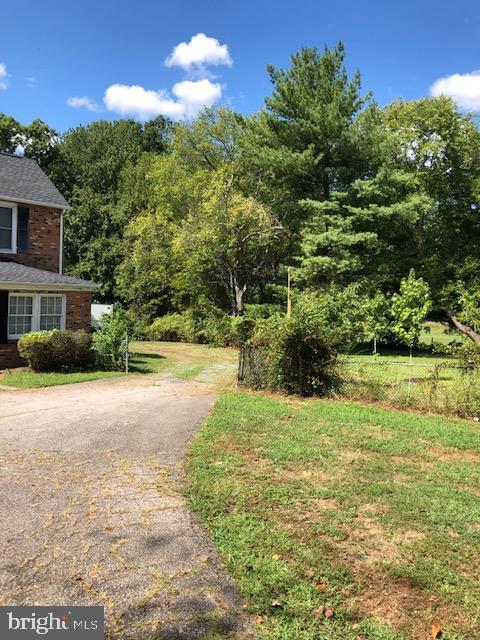 8729 Pohick Road Springfield, VA 22153 - Photo 4 of 5 Gallery Image 4
