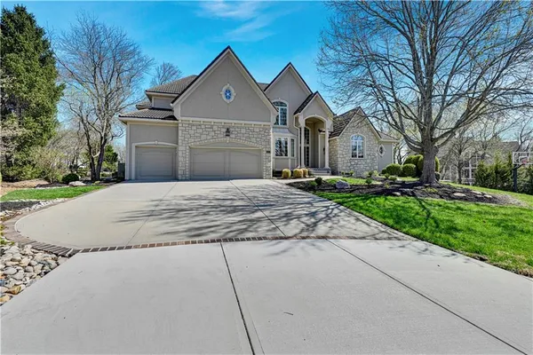 $925,000 | 10853 South Cedar Niles Circle, Olathe, KS 66061