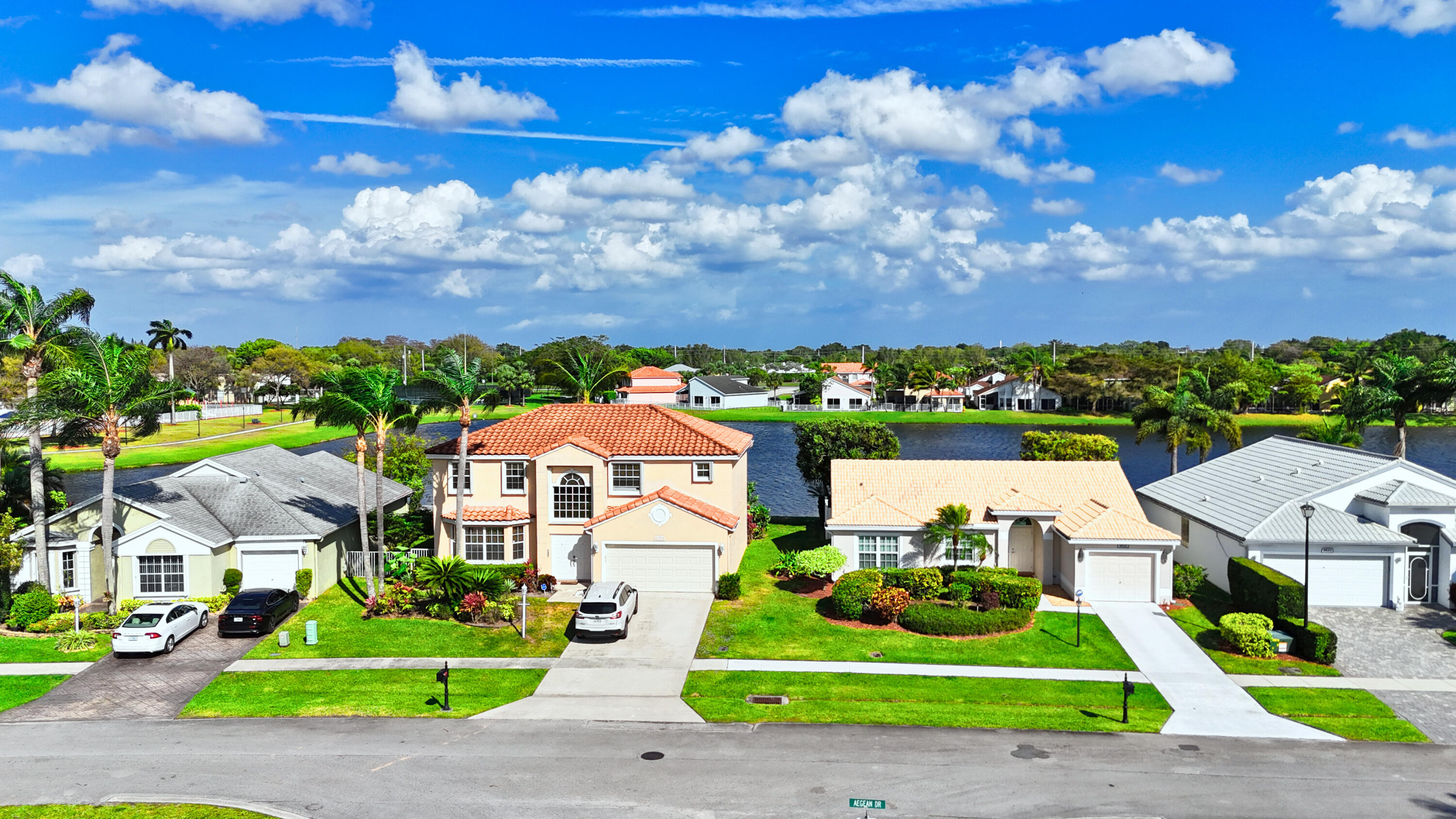 9533 Islamorada Terrace Boca Raton, FL 33496 - Photo 5 of 60 ecb9b6a8-6d8d-4546-9526-650bdc3baa18