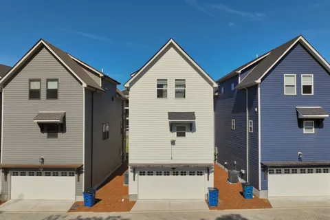 $2,995 | 616 Parkvue Pl Drive, Nashville, TN 37221