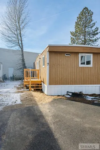 $59,900 | 3570 South Yellowstone Highway, Unit 7, Idaho Falls, ID 83402