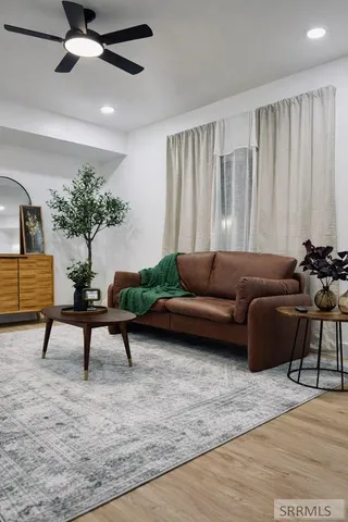 $59,900 | 3570 South Yellowstone Highway, Unit 7, Idaho Falls, ID 83402