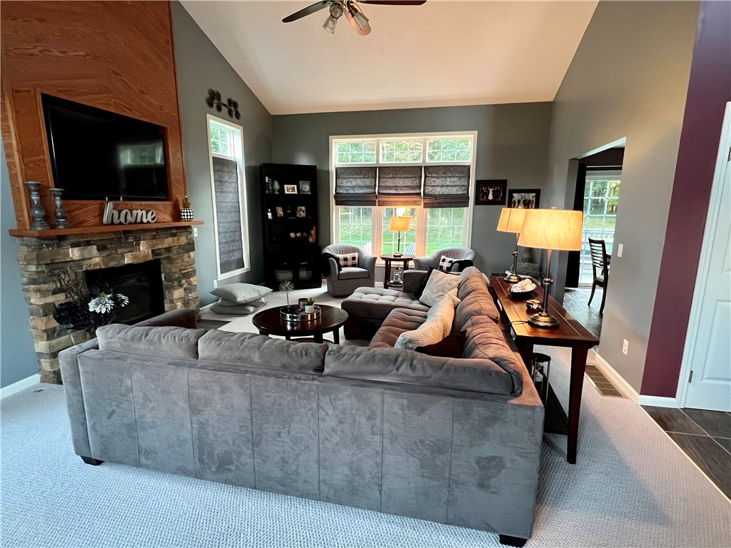 232 Torrey Pine Drive Greece, NY 14612 - Photo 13 of 28 Great room