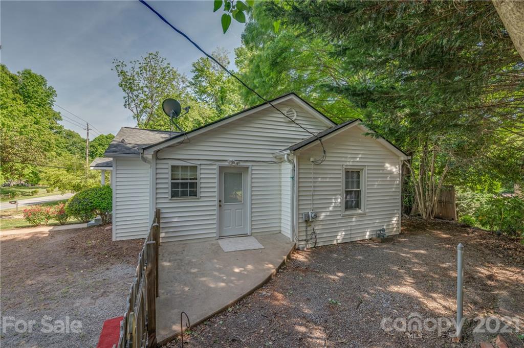 360 Peniel Road Columbus, NC 28722 - Photo 23 of 27 Gallery Image 23