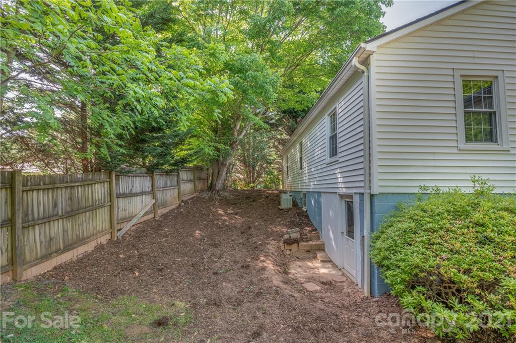 360 Peniel Road Columbus, NC 28722 - Photo 25 of 27 Gallery Image 25