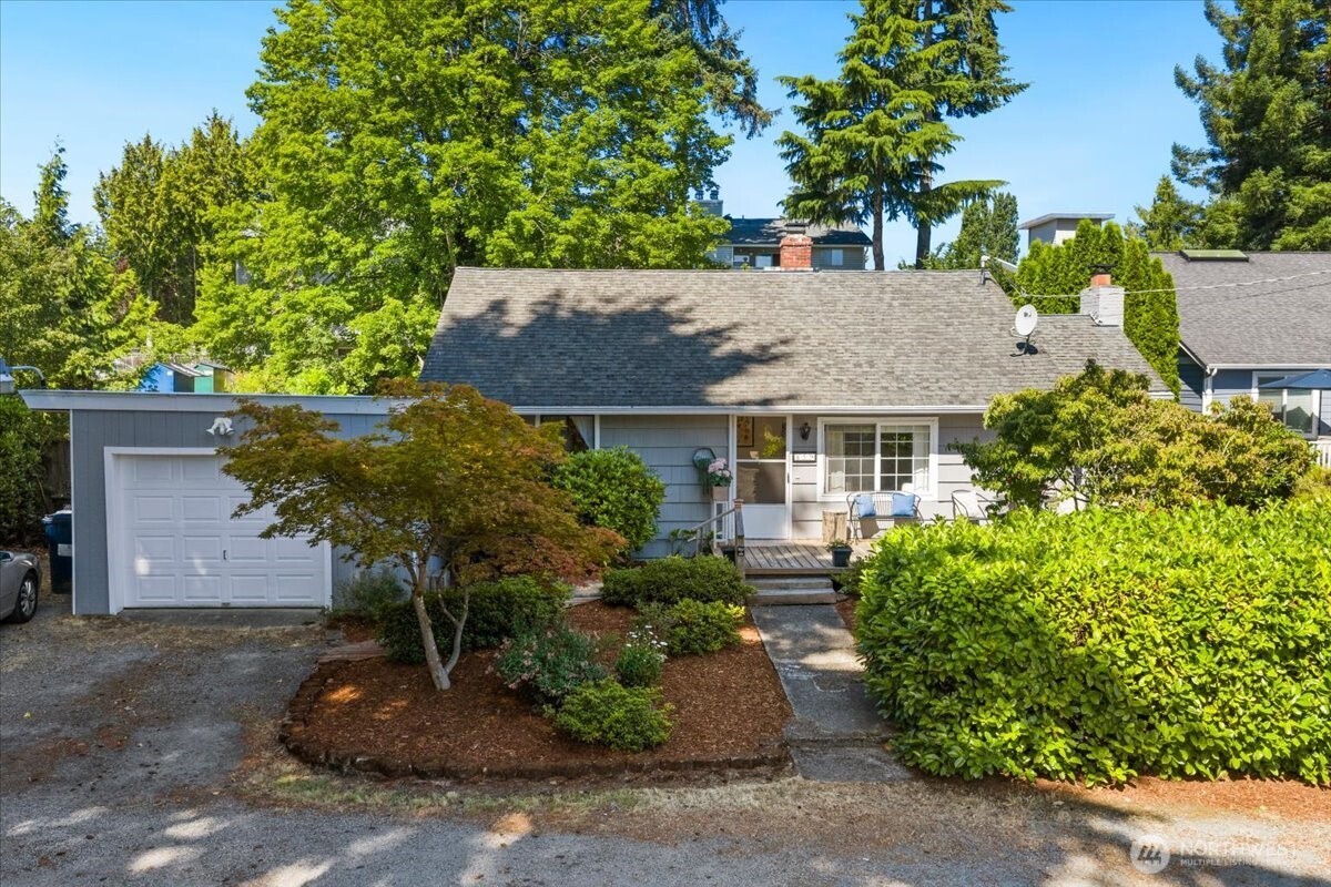 859 Southwest 132nd Street Burien, WA 98146 - Photo 1 of 37