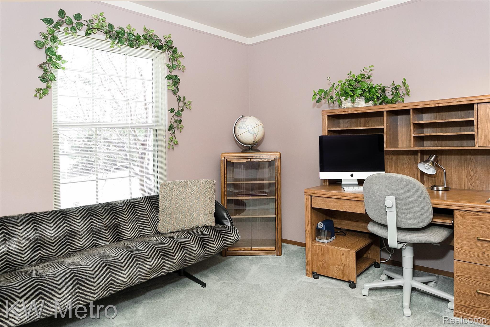 828 Ten Point Drive Rochester, MI 48309 - Photo 13 of 56 Ten Point-13.jpg