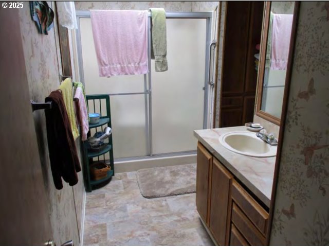 3250 Fisher Road Roseburg, OR 97471 - Photo 18 of 19 Gallery Image 18
