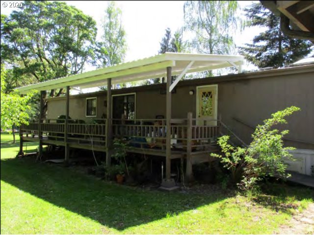 3250 Fisher Road Roseburg, OR 97471 - Photo 6 of 19 Gallery Image 6