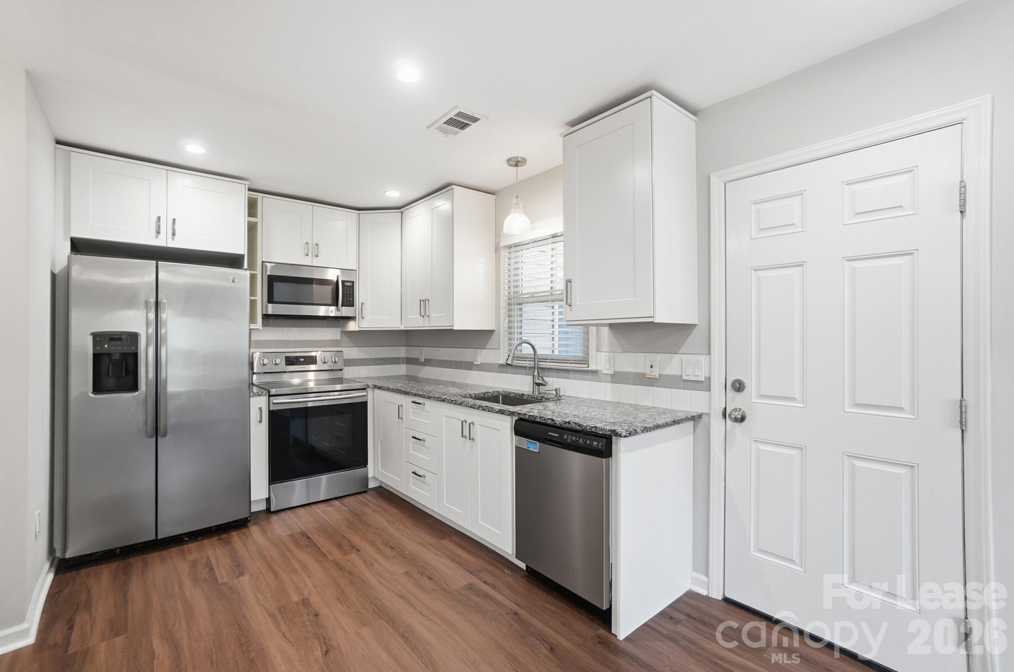 6724 Old Reid Road Charlotte, NC 28210 - Photo 12 of 27