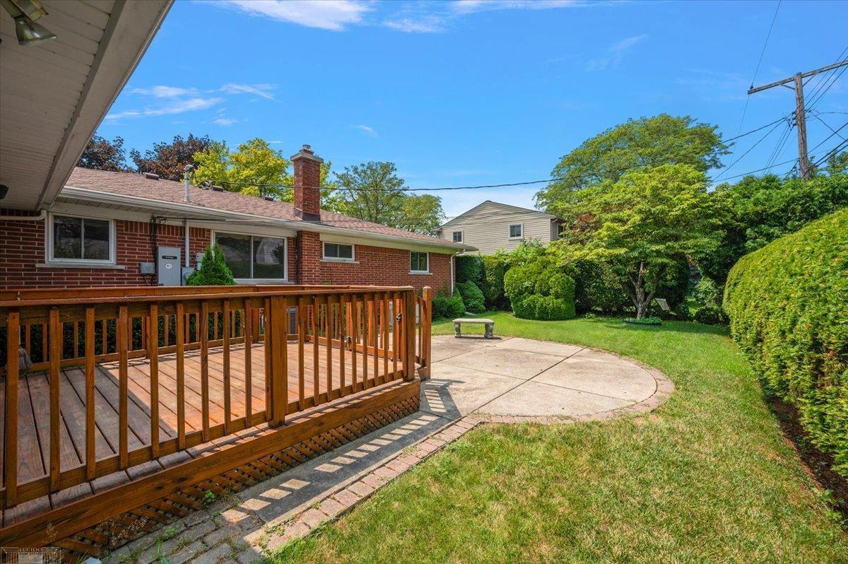 632 South Rosedale Court Grosse Pointe Woods, MI 48236 - Photo 48 of 63