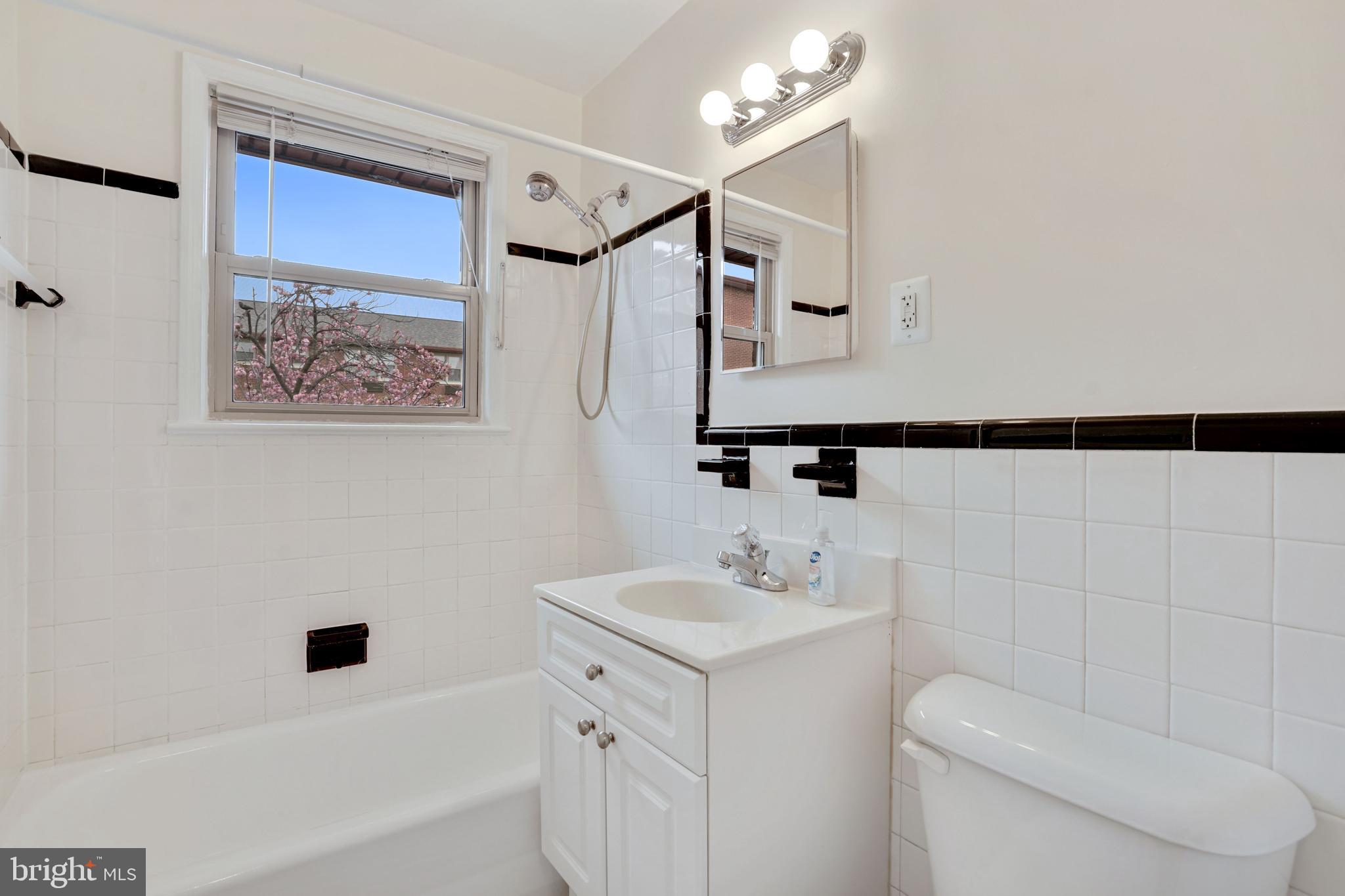 4635 20th Road North, Unit 12 Arlington, VA 22207 - Photo 22 of 24