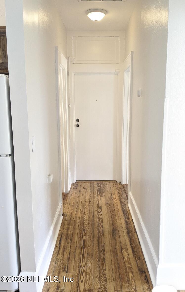 2314 Forbes Street, Unit B Jacksonville, FL 32204 - Photo 5 of 12 a view of bathroom with wooden floor
