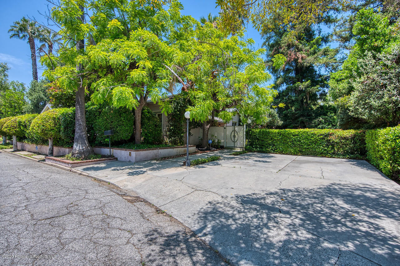 7 Oak Knoll Gardens Drive, Pasadena, CA 91106 Compass