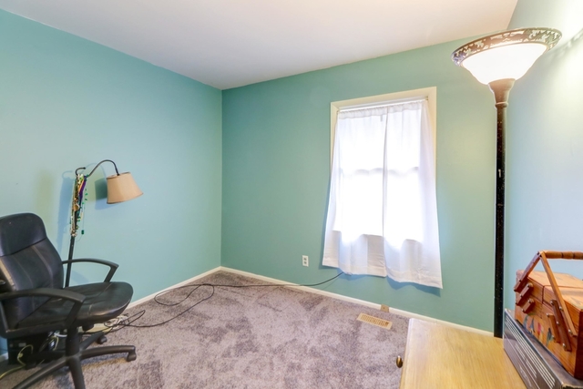 1105 Centennial Drive Champaign, IL 61821 - Photo 22 of 25