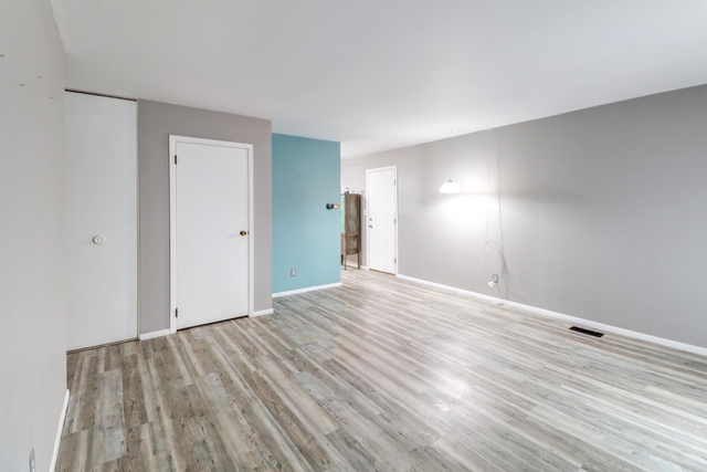 1105 Centennial Drive Champaign, IL 61821 - Photo 5 of 25