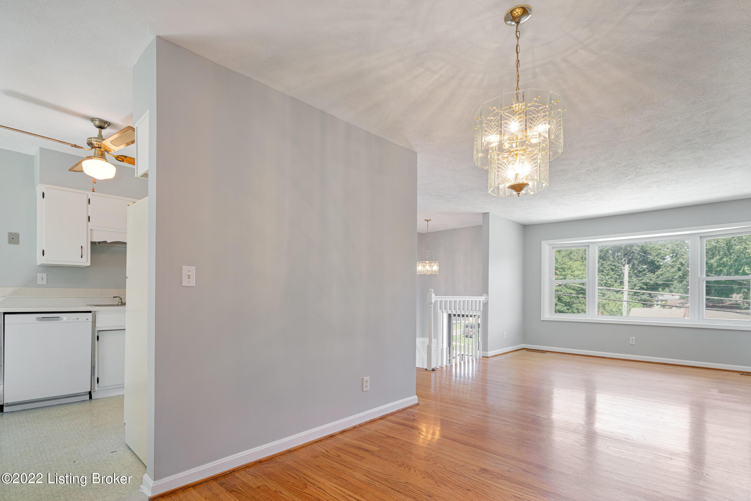 944 Palatka Road Louisville, KY 40214 - Photo 5 of 38 944 Palatka Road-16