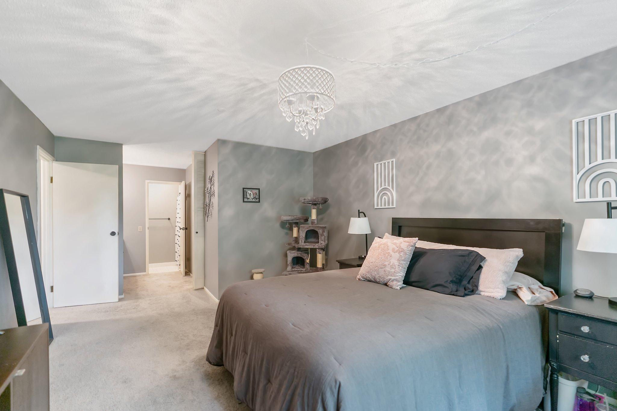 10311 Cedar Lk Road South, Unit 304 Hopkins, MN 55305 - Photo 17 of 27