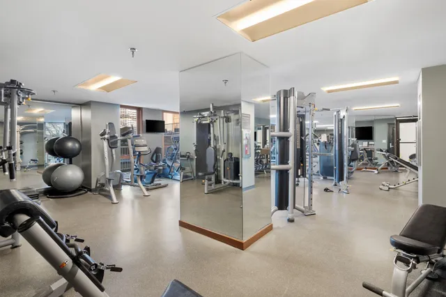 $1,995 | 433 South 7th Street, Unit 1814, Minneapolis, MN 55415