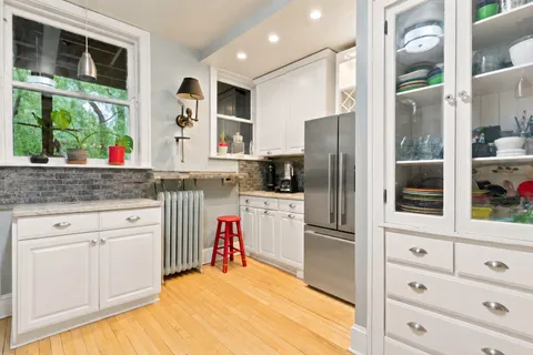 $325,000 | 1512 West Jonquil Terrace, Unit 3E, Chicago, IL 60626