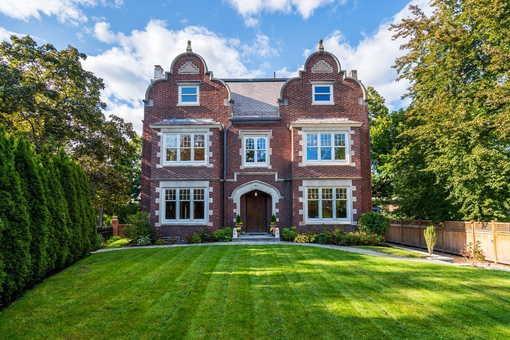 101 Dean Road Brookline, MA 02445 - Photo 1 of 31