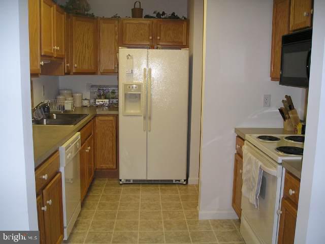 221 Silver Leaf Ridge Harrisburg, PA 17110 - Photo 5 of 8 Gallery Image 5