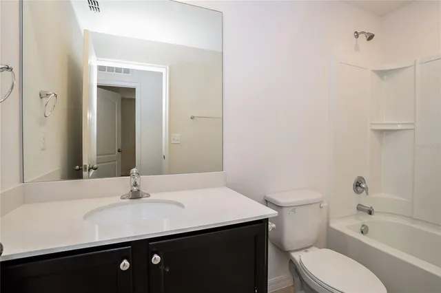 $1,950 | 1682 Hideaway Flat Street, Mascotte, FL 34753