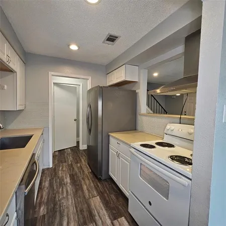 $1,850 | 3931 North Garland Avenue, Unit 4, Garland, TX 75040