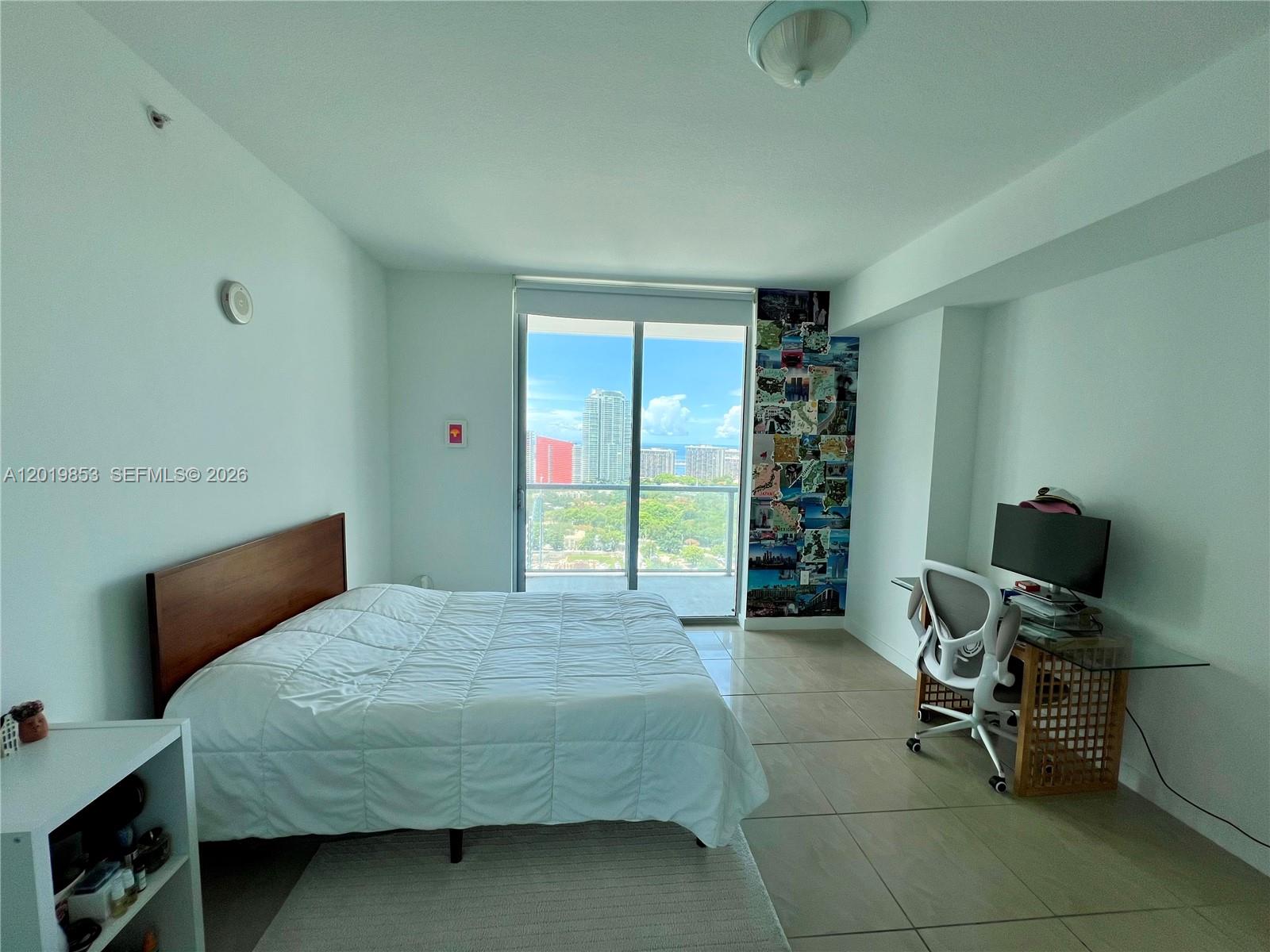 79 Southwest 12th Street, Unit 2903S Miami, FL 33130 - Photo 13 of 44