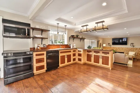 $1,199,000 | 206 Blossom Hill Road, San Jose, CA 95123