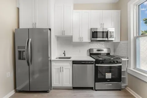 $975,000 | 532 Palisade Avenue, Jersey City, NJ 07307