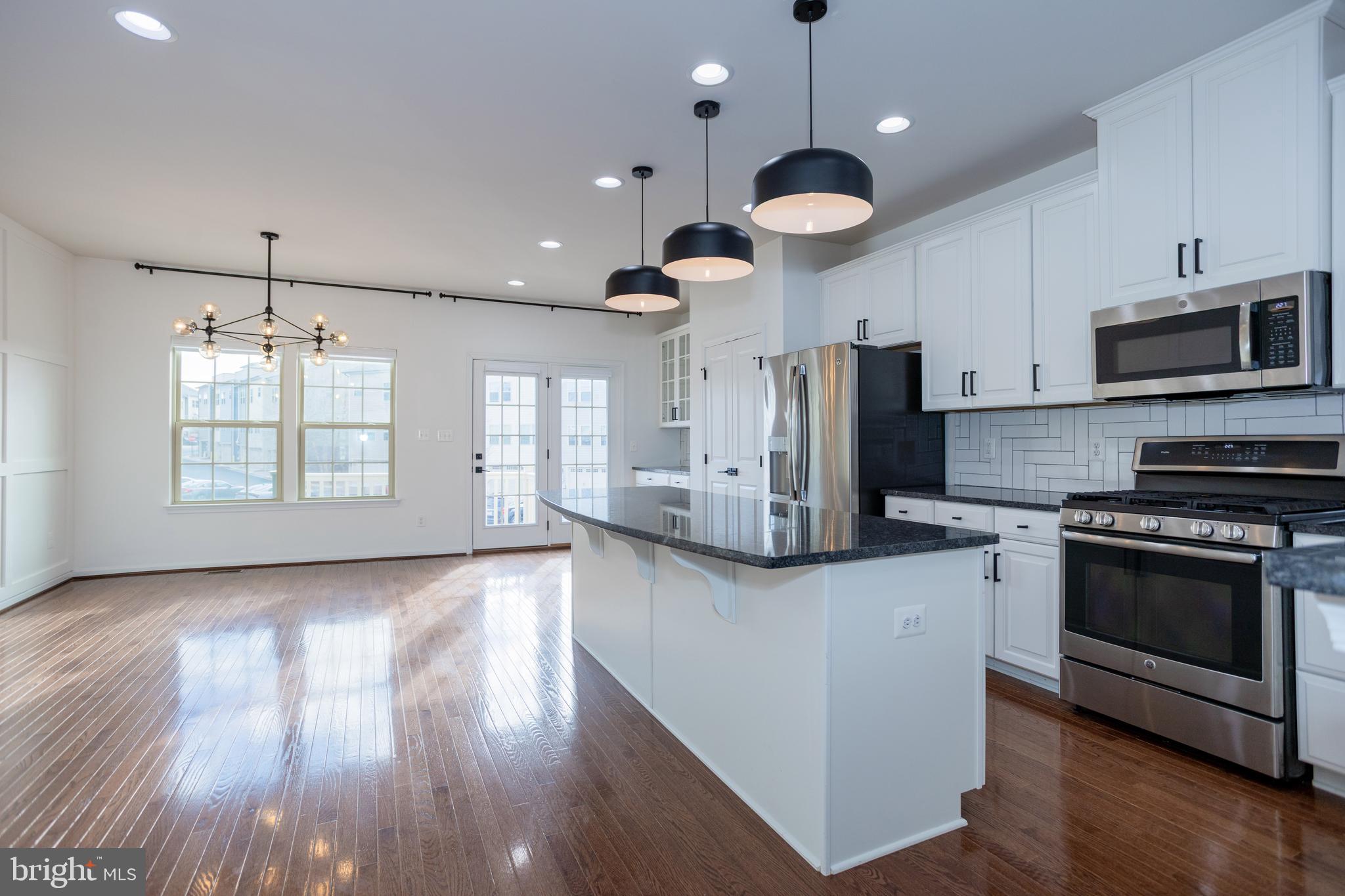 2023 Serviceberry Road Dumfries, VA 22026 - Photo 13 of 55 Dining room view to Kitchen