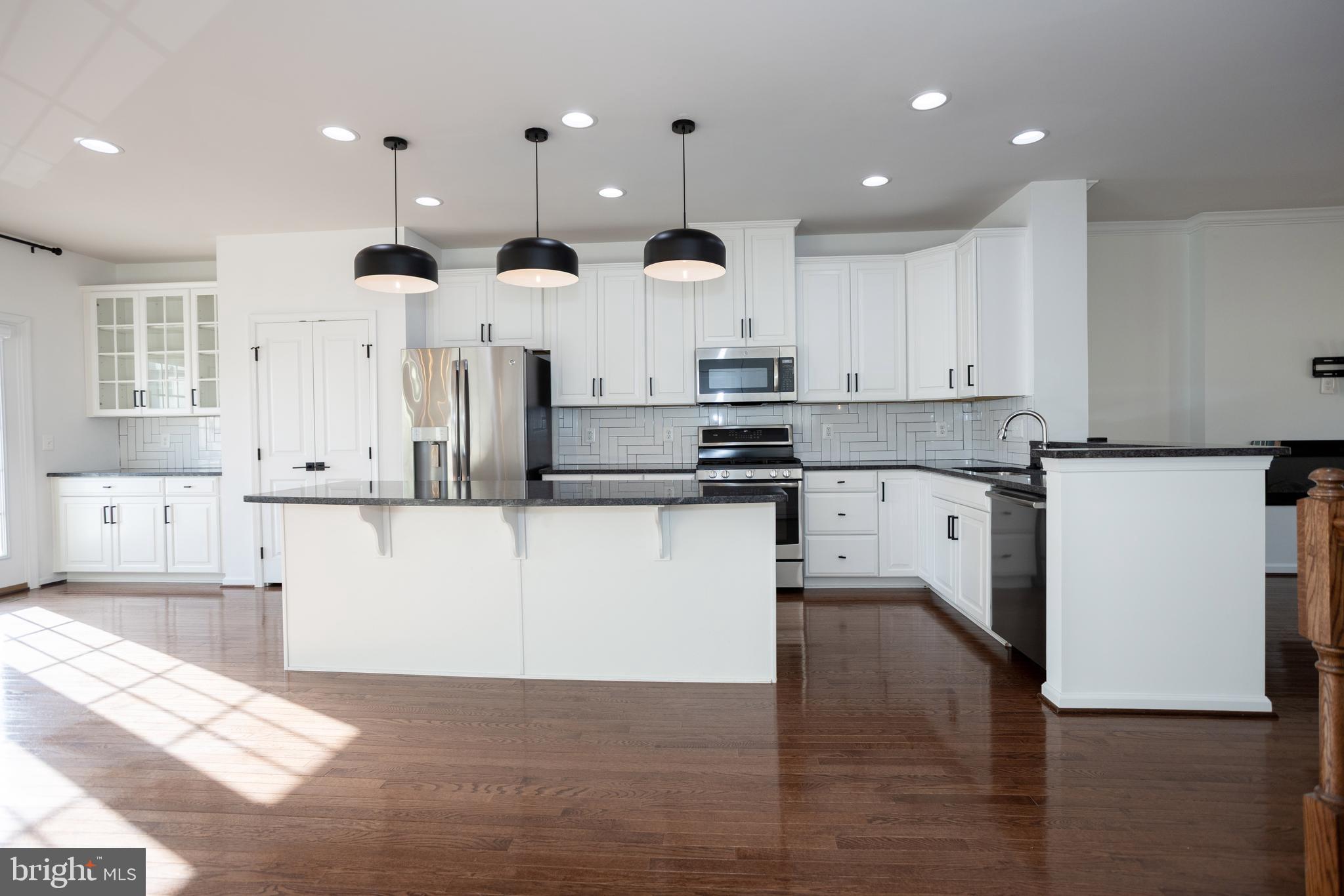 2023 Serviceberry Road Dumfries, VA 22026 - Photo 18 of 55 Kitchen