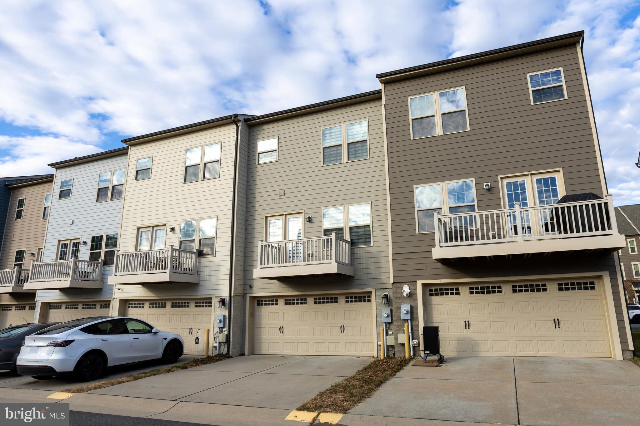 2023 Serviceberry Road Dumfries, VA 22026 - Photo 50 of 55 Rear exterior