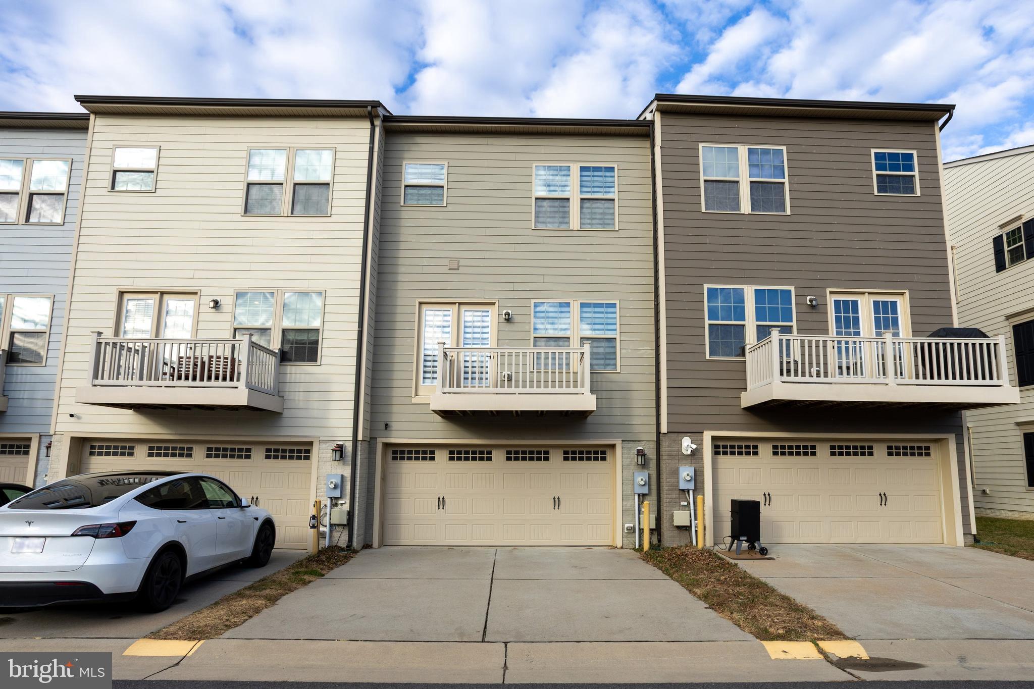 2023 Serviceberry Road Dumfries, VA 22026 - Photo 52 of 55 Rear exterior1.1