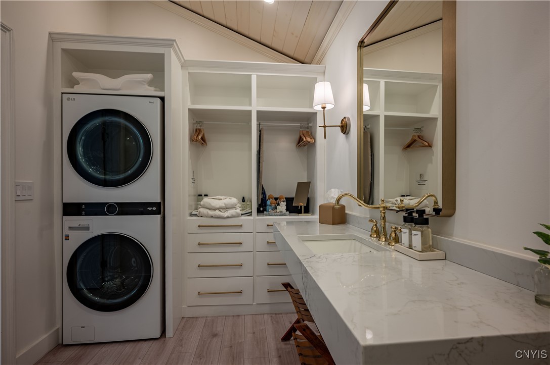 9579-9609 Cookingham Road Remsen, NY 13438 - Photo 34 of 48 Laundry in the Villa