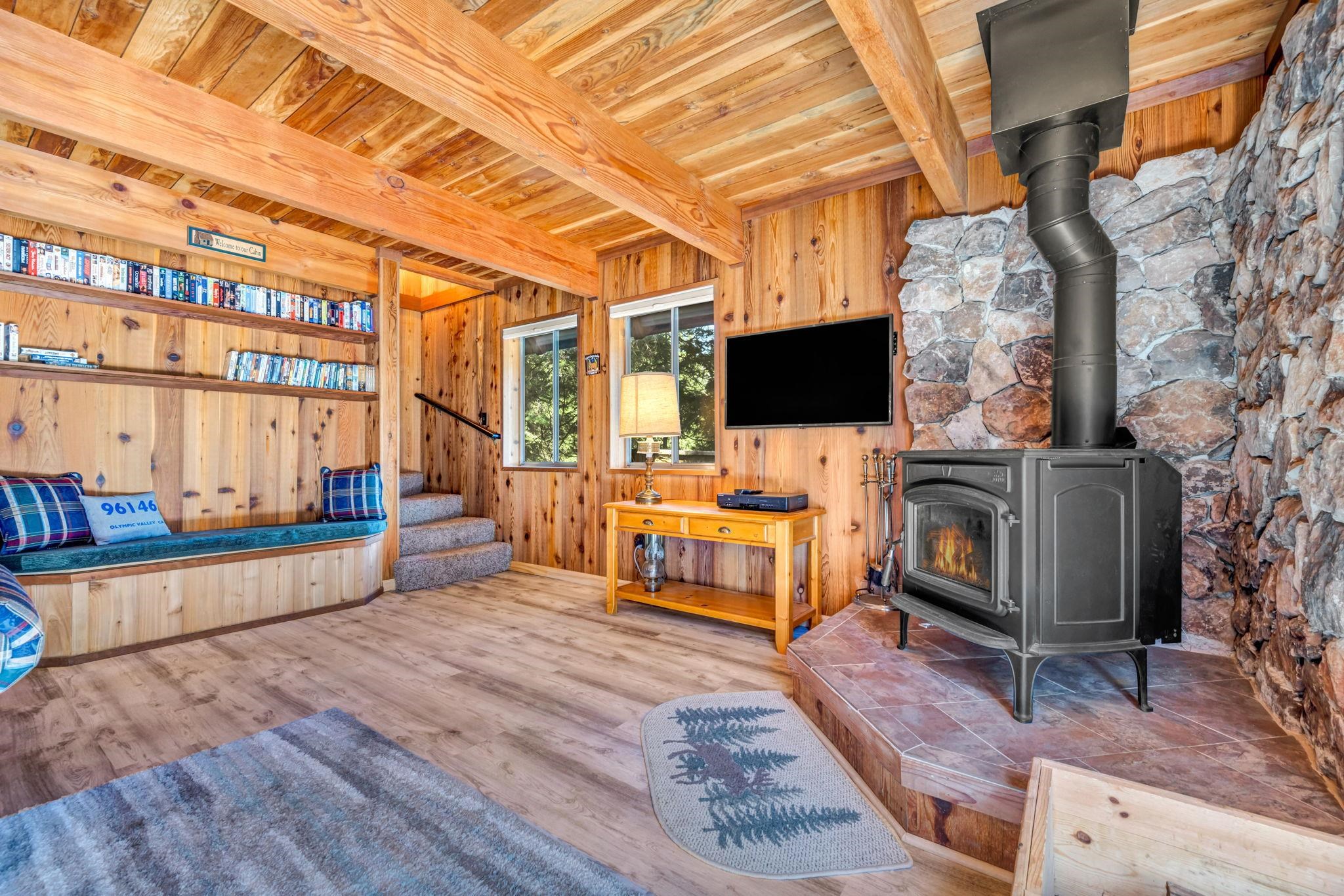 6245 River Road, Unit 9 Olympic Valley, CA 96146 - Photo 8 of 28 Gallery Image 8
