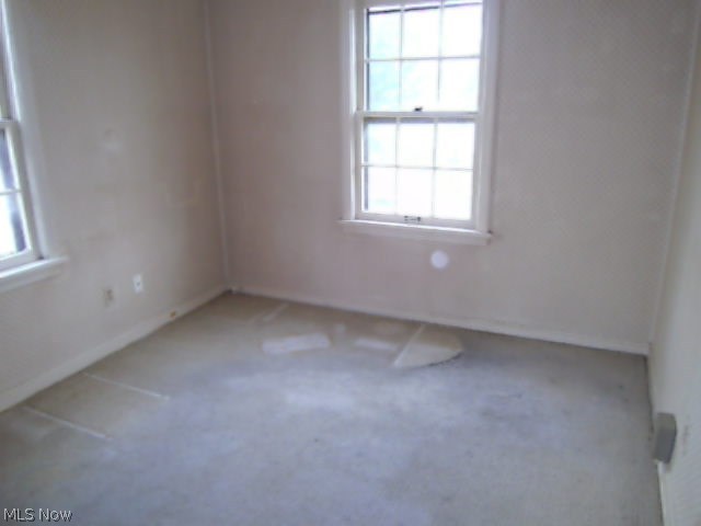 4054 Stilmore Road Cleveland, OH 44121 - Photo 12 of 15