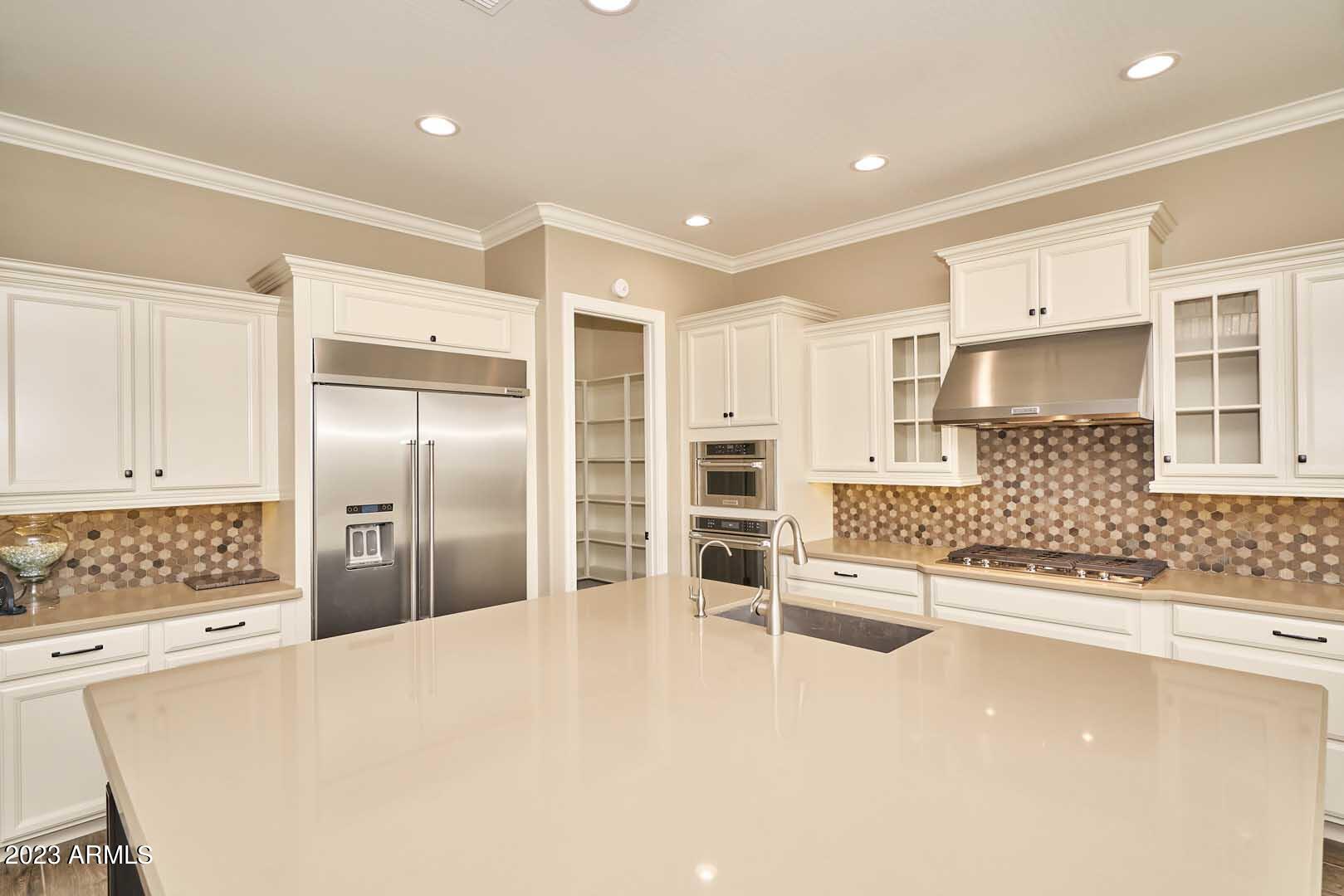 22308 East Maya Road Queen Creek, AZ 85142 - Photo 8 of 28 Kitchen