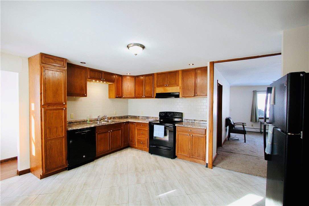 7 Juliand Street Bainbridge, NY 13733 - Photo 4 of 22