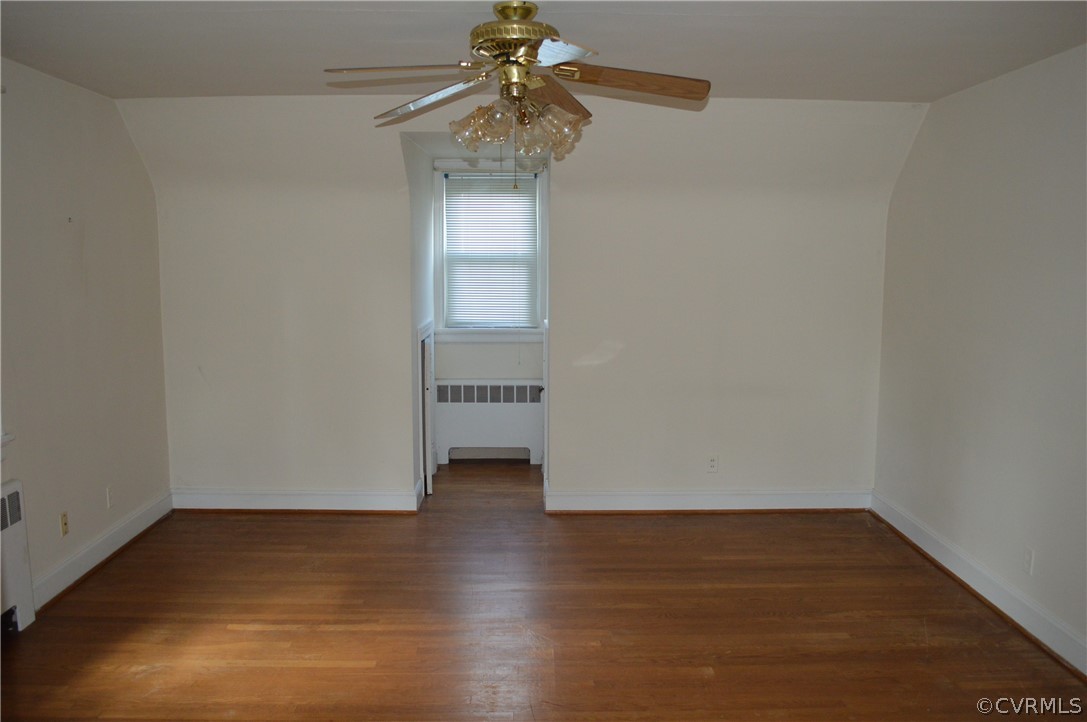 2825 Dumbarton Road Henrico, VA 23228 - Photo 37 of 50 Upstairs bedroom on the right, looking towards the