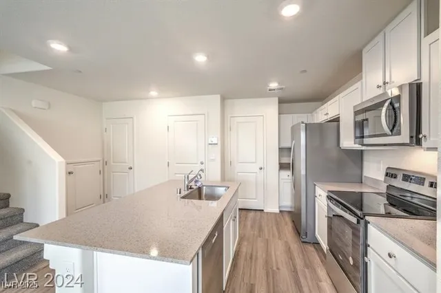 $1,950 | 4423 Honey Hls Avenue, Las Vegas, NV 89141