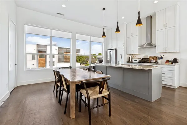 $3,200 | 2319 Kirby Street, Unit 102, Dallas, TX 75204