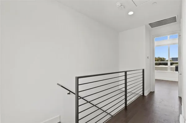 $3,200 | 2319 Kirby Street, Unit 102, Dallas, TX 75204