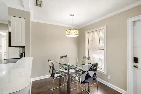 $2,295 | 3909 West Iowa Avenue, Tampa, FL 33616