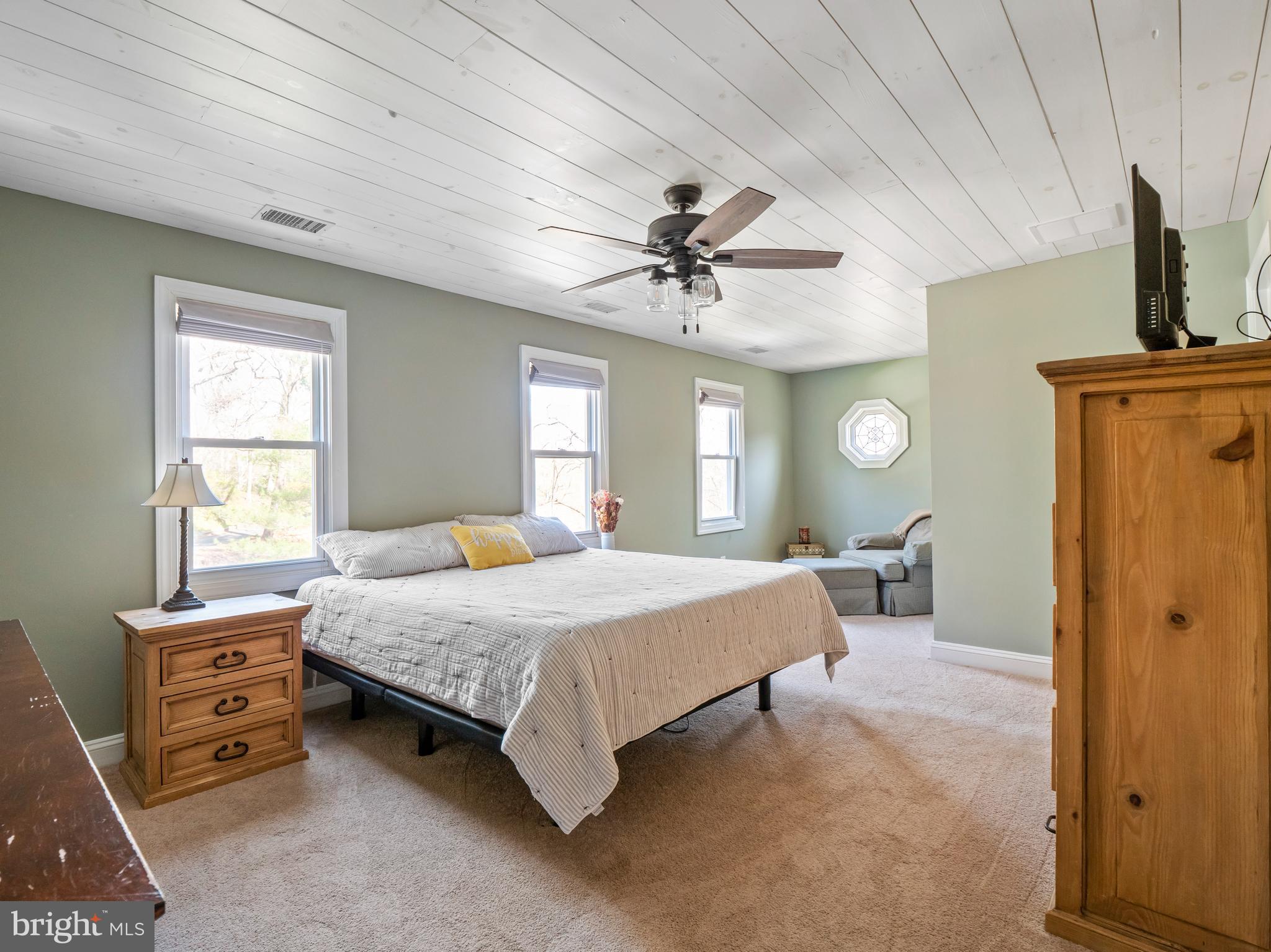 14533 Lightner Road Haymarket, VA 20169 - Photo 4 of 49 owners suite with sitting area